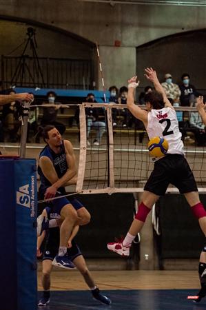 Université de Montréal (3) vs University of New Brunswick (0)