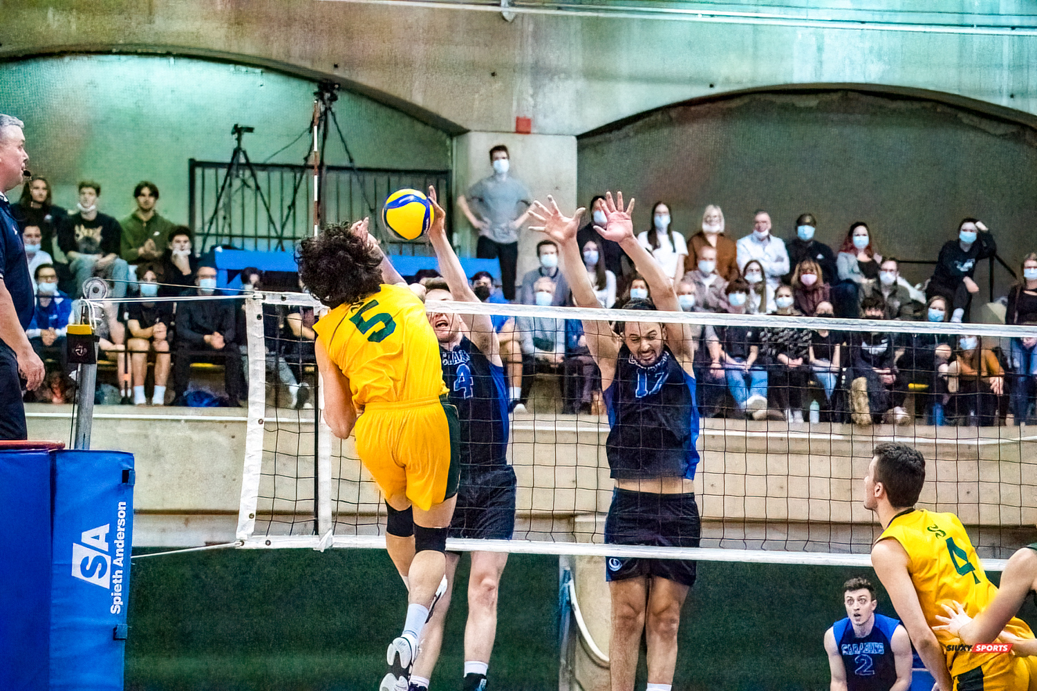 Simon BILODEAU - Zachary HOLLANDS - Jonathan PORTELANCE - Nidhal RIDENE -  Université de Montréal - Université de Sherbrooke - Volleyball - Université de Sherbrooke (3) vs Université de Montréal (1) - Final 1 2022 (#VertOrVsCarabinsFinal1M) Photo by:  | Siuxy Sports 2022-03-19