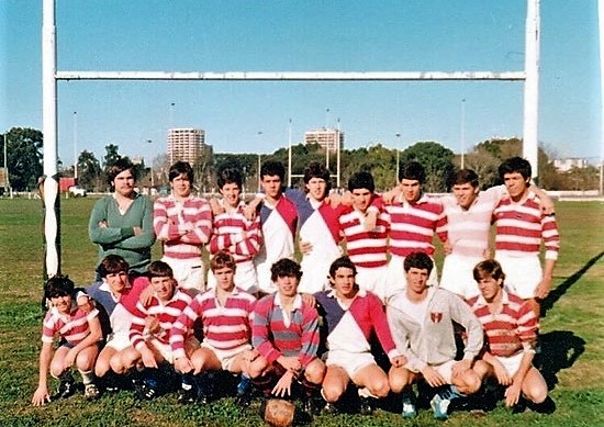 H Daniel AGUIRRE - Juan ALCHOURRON - Pablo ANTONINI - Cesar BALBIANI - Hugo BOGETTI - Martin CAMPBELL - Gerónimo PEREYRA IRAOLA - Ezequiel PORTEOUS - Mariano PORTEOUS - Javier PUEYRREDON - Miguel SCIURANO - Juan Ignacio SERRA - Francisco VERGARA - Matias ZARATTINI -  Colegio San Miguel  -  - Rugby - El equipo de 1985 (Algunos apellidos: Antonini, Balbiani, Porteus, Alchourron, Zarattini, Aguirre, Vergara, Campbell, Bogetti, Sciurano, Serra) Photo by:  | Siuxy Sports 1985-10-10