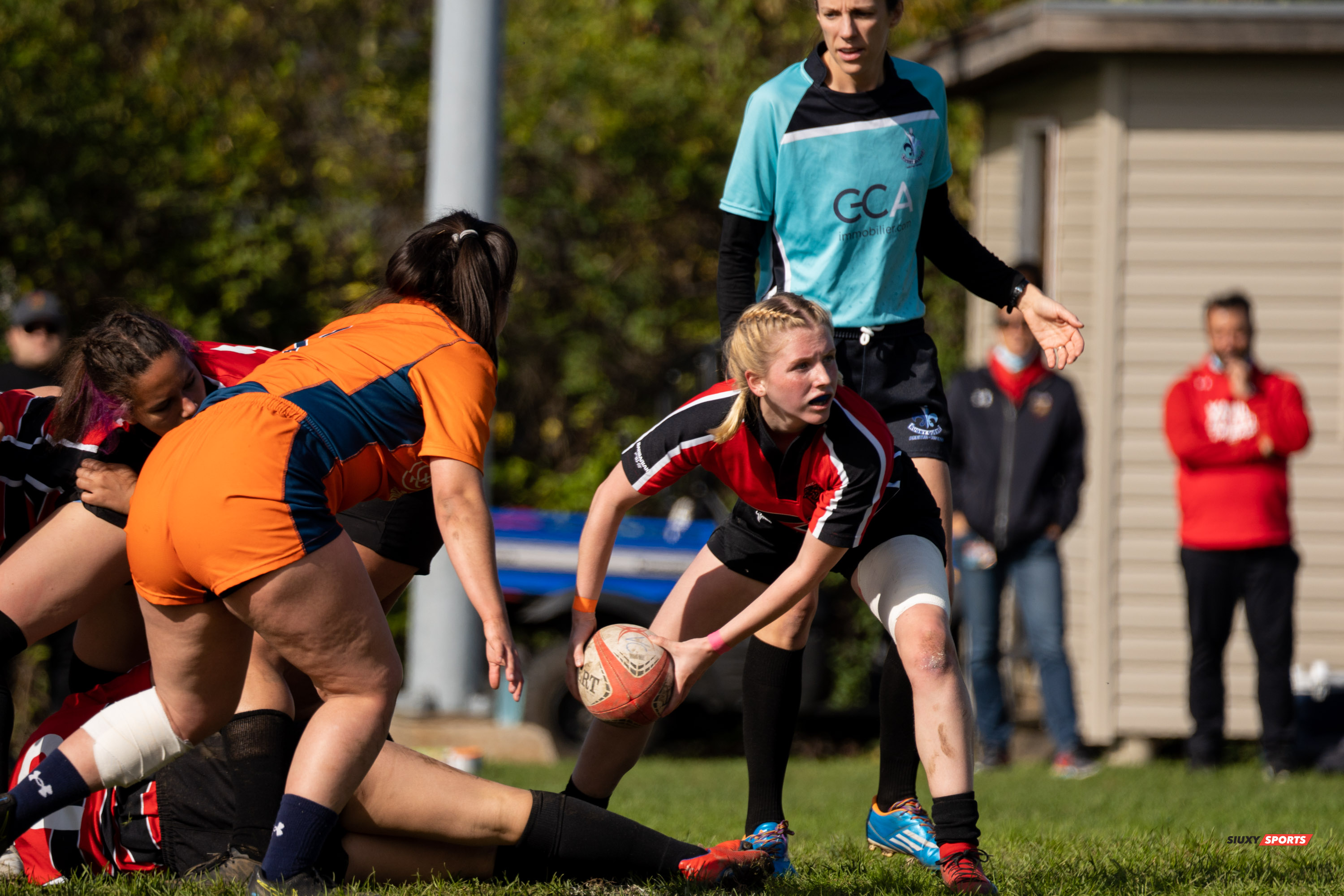 Ashley BROWN - Alexandra OLSHEFSKY -  Cégep Vanier - Cégep André Laurendeau - Rugby -  (#VanierVsAL2021F) Photo by:  | Siuxy Sports 2021-10-24