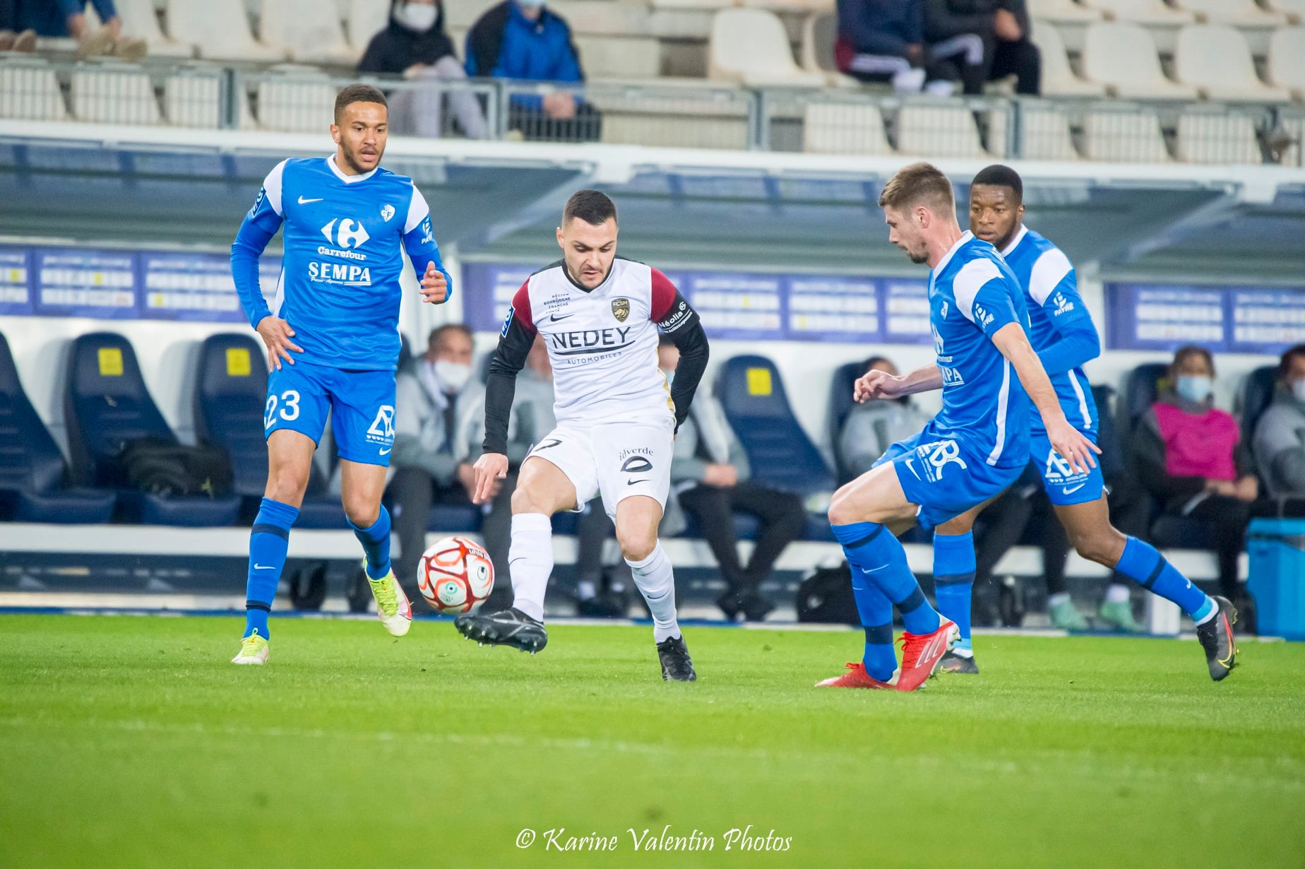 Mamadou DIALLO - Manuel PEREZ -  Grenoble Foot 38 - FC Sochaux-Montbéliard - Soccer - Grenoble Vs Sochaux (#GF38vsFCSM2022) Photo by: Karine Valentin | Siuxy Sports 2022-02-12