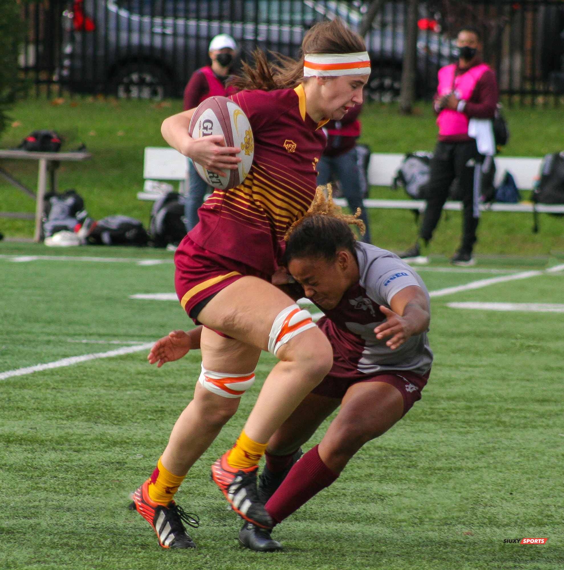 Alexandra ONDO -  Université Concordia - Université Ottawa - Rugby - This is gonna be hard (#ConcordiaVsOttawa2021w) Photo by:  | Siuxy Sports 2021-10-17