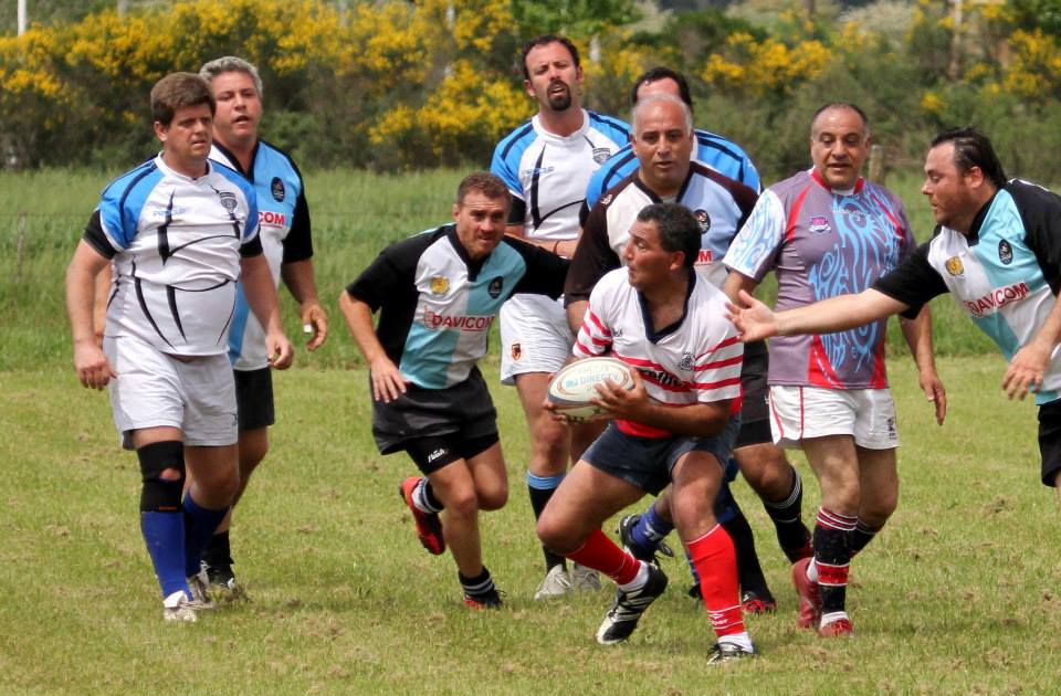 Mario AVALOS -  Areco Rugby Club - Centro Naval - RugbyV - Areco vs RON XV (Centro Naval) - Primer Encuentro de Veteranos en Areco con Vaquillona c/ Cuero 2014 (#ArecoVsRONXV2014) Photo by: Luis Robredo | Siuxy Sports 2014-10-18