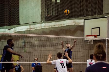 Université de Montréal (3) vs University of New Brunswick (0)