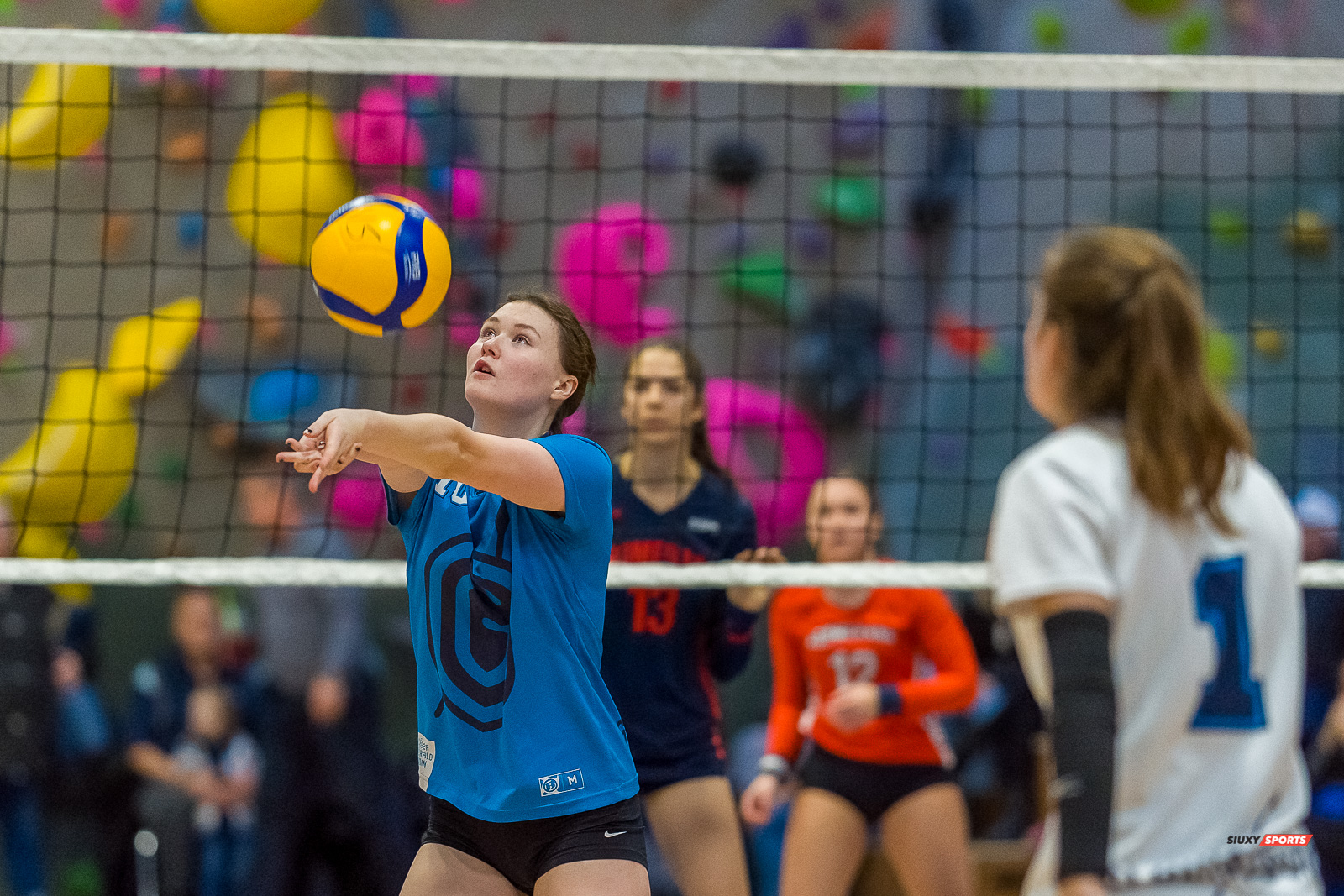  Cégep André Laurendeau - Cégep Gérald-Godin - Volleyball - RSEQ - Volleyball C F D2 Sud-Ouest - Tournoi 4 - Sect F - André Laurendeau (2) vs (1) Gérald Godin (#RSEQVolleyALvsGG2022) Photo by: Dan Taylor-Morin | Siuxy Sports 2022-11-27