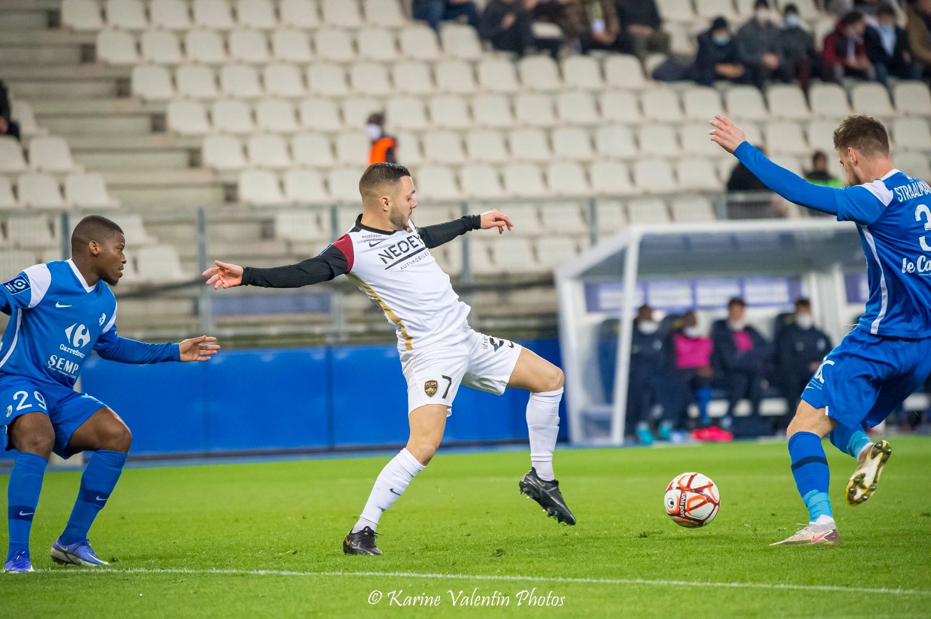  Grenoble Foot 38 - FC Sochaux-Montbéliard - Soccer - Grenoble Vs Sochaux (#GF38vsFCSM2022) Photo by: Karine Valentin | Siuxy Sports 2022-02-12