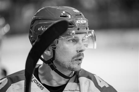 GRENOBLE (7) VS CERGY (0)