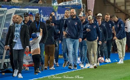 Les Brûleurs de loups, en visite au match du GF38