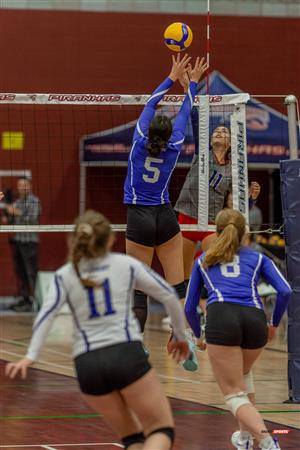 RSEQ - Volley Fém (D2) - ETS (2) vs (3) UQAR - Reel A3