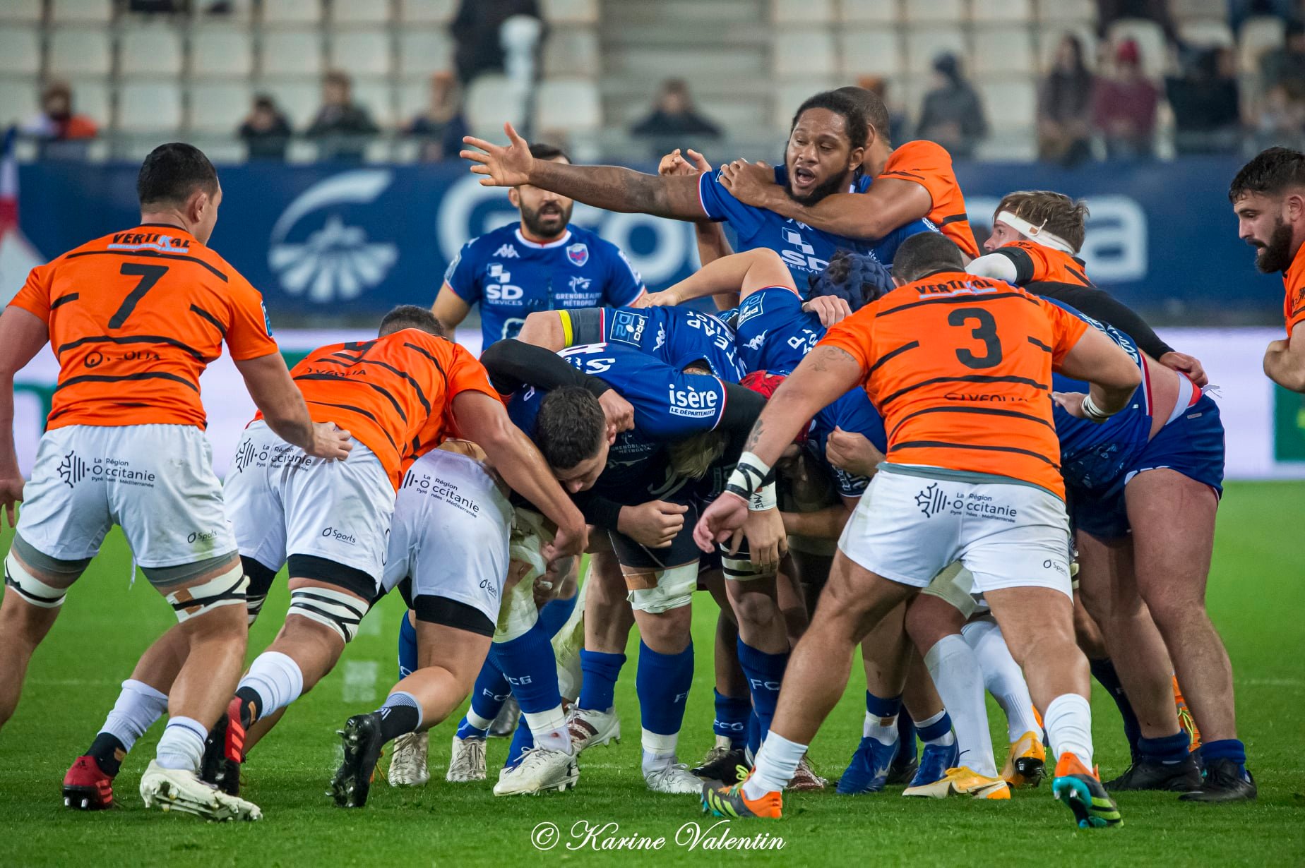 Levi DOUGLAS -  FC Grenoble Rugby - Racing Club Narbonnais - Rugby -  (#GrenobleVsNarbonne2021Nov) Photo by: Karine Valentin | Siuxy Sports 2021-11-26