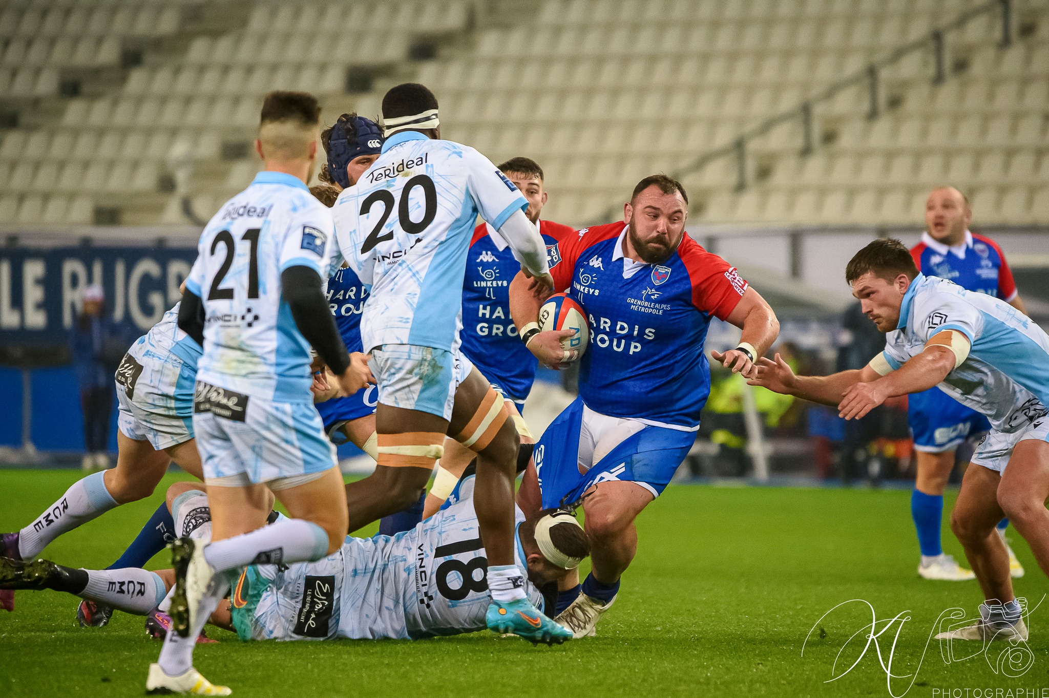  FC Grenoble Rugby - RC Massy - Rugby - FC Grenoble (38) VS (15) RC Massy (#FCGMASS2022) Photo by: Karine Valentin | Siuxy Sports 2022-12-16