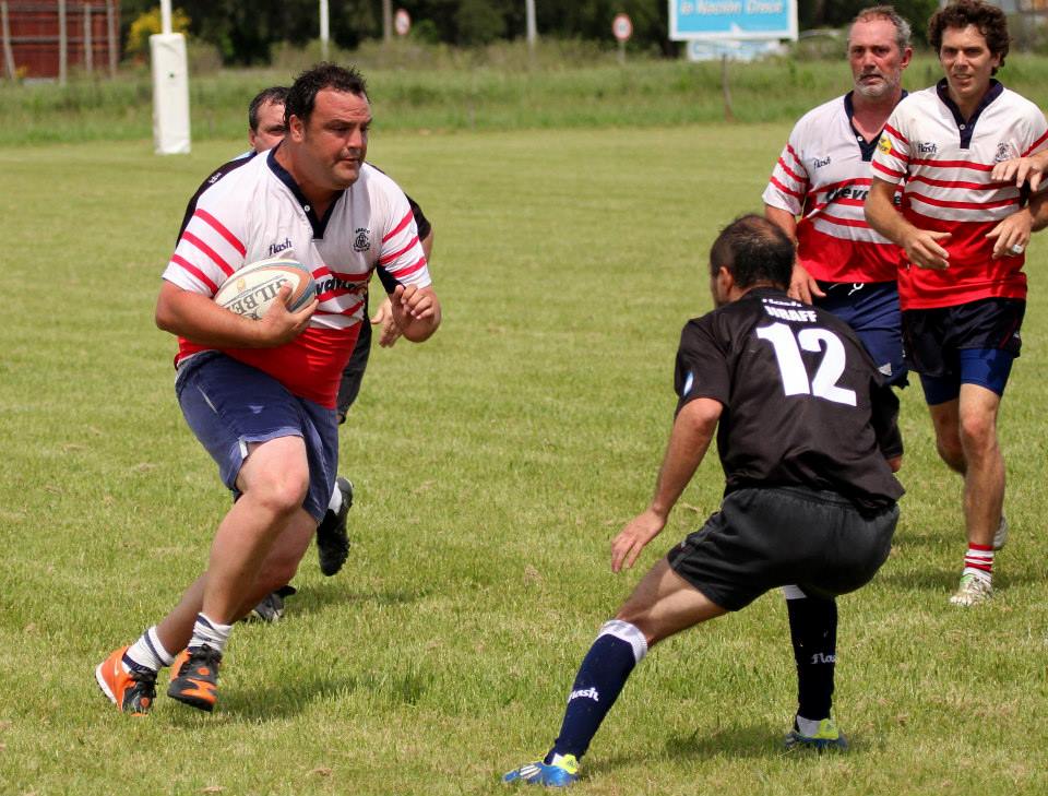  Areco Rugby Club - Centro Naval - RugbyV - Areco vs RON XV (Centro Naval) - Primer Encuentro de Veteranos en Areco con Vaquillona c/ Cuero 2014 (#ArecoVsRONXV2014) Photo by: Luis Robredo | Siuxy Sports 2014-10-18