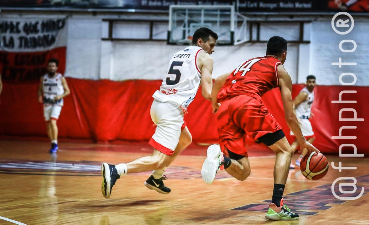 Leandro LIGOTTI -  Ramos Mejía Lawn Tennis Club - Centro Deportivo Huracán de San Justo - Basketball - Ramos Mejia Lawn Tenis Club (83) Vs (54) Huracan de San Justo - 2022 - Liga Federal (#RMLTCVSHSJ2022fed) Photo by: Alan Roy Bahamonde | Siuxy Sports 2022-04-12