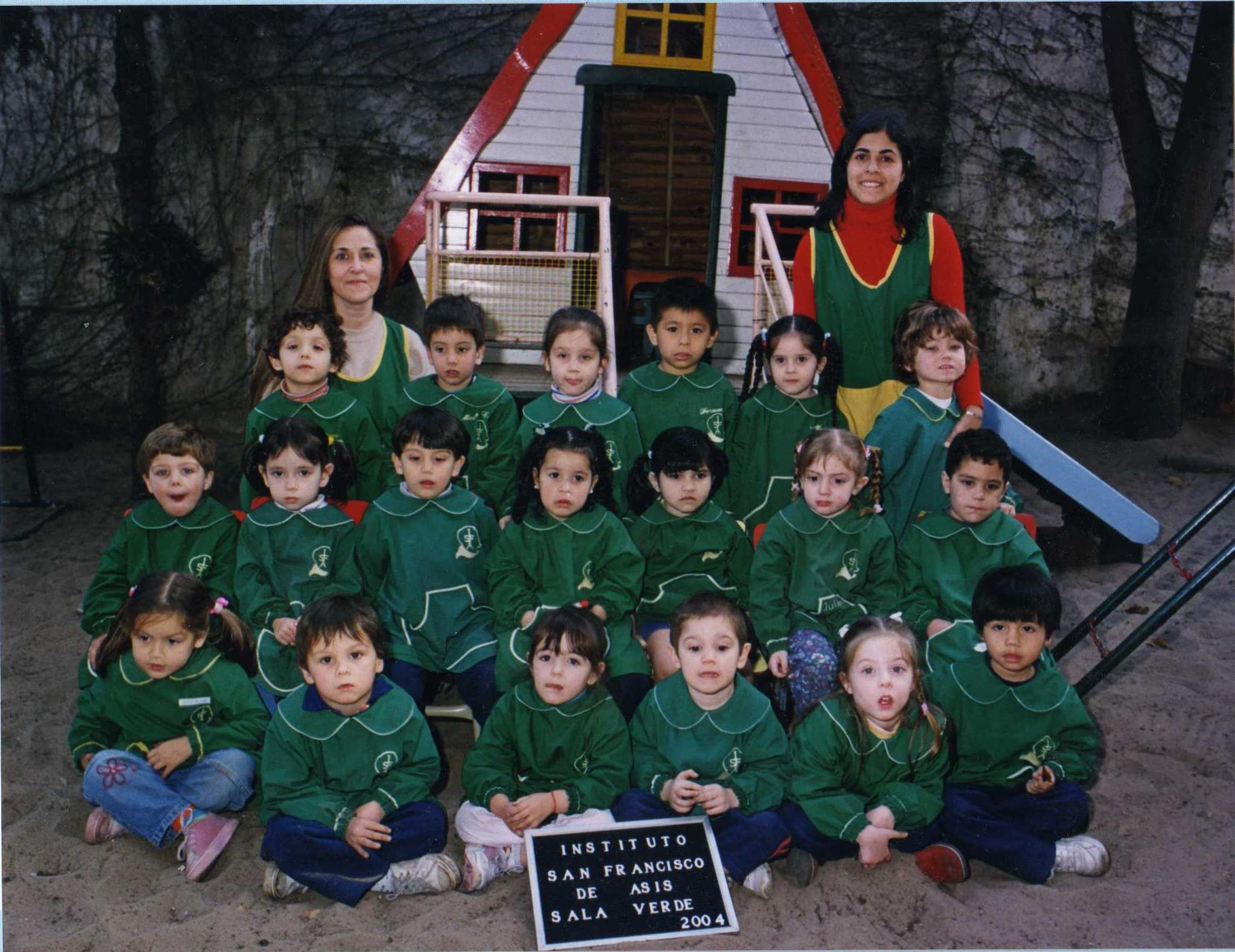 Lucas PALACIN -  Instituto San Francisco De Asis -  - Social - Sala Verde 2004 () Photo by:  | Siuxy Sports 2004-06-30