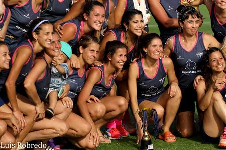 Festejos campeonato 2021 de Hockey - Asociación de Hockey del Oeste