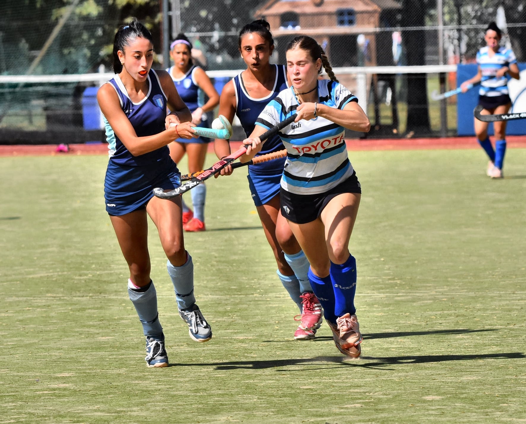  San Isidro Club - Club Atlético Banco de la Nación Argentina - Field hockey - S.I.C. A vs Banco Nacion A - 6ta a 1ra - 2022 (#SICBANCOhockeyf2022) Photo by: Edgardo Kleiman | Siuxy Sports 2022-04-02