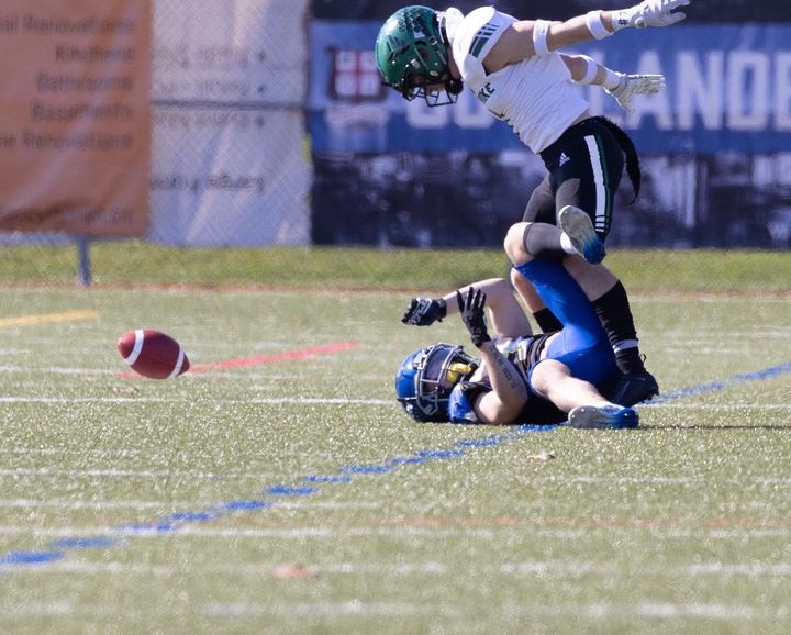  College John Abbott - Université de Sherbrooke - Football - RSEQ - Football D2 - Abbott (35) vs (6) Sherbrooke (#RSEQFJACSHB2022A) Photo by: Tarek Azizi | Siuxy Sports 2022-10-15