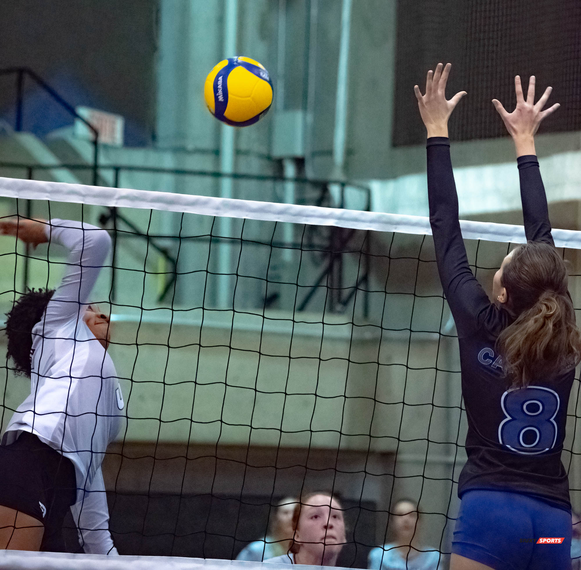 Florence CLOUTIER - Janae MCKAY -  Université de Montréal - Université Ottawa - Volleyball -  (#VolleyUdeMvsUOttawaFW) Photo by:  | Siuxy Sports 2021-11-12
