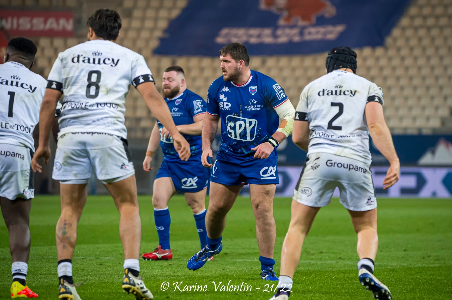 Eli EGLAINE - Ilia KAIKATSISHVILI -  FC Grenoble Rugby - RC Vannes - Rugby - Grenoble Vs Vannes (#FCGvsRCVjan2022) Photo by: Karine Valentin | Siuxy Sports 2022-01-14