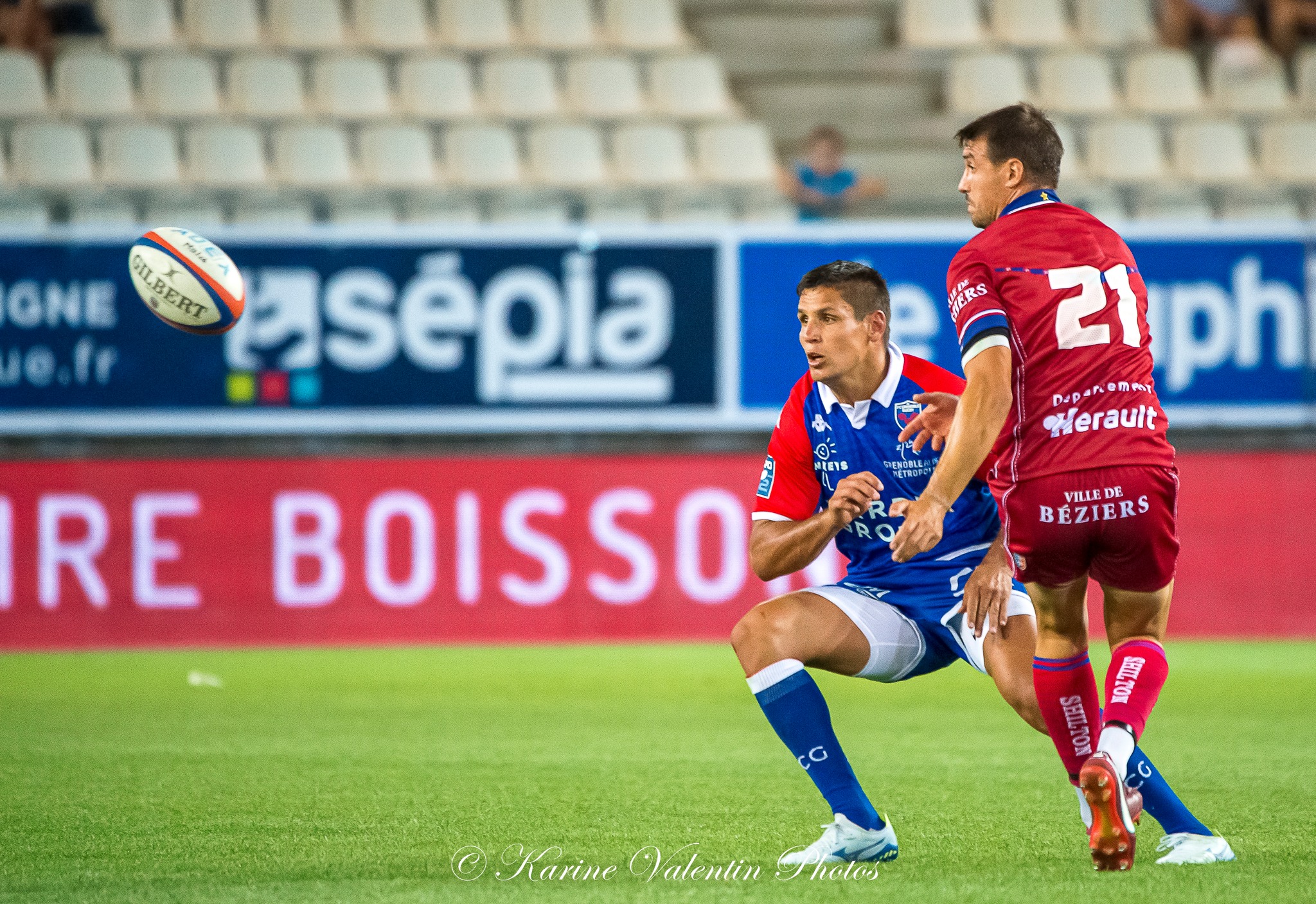 Romain BARTHÉLÉMY -  FC Grenoble Rugby - AS Béziers Hérault - Rugby - FC GRENOBLE RUGBY (19) VS (15) AS BÉZIERS HÉRAULT (#FCGvsASBHaou2022) Photo by: Karine Valentin | Siuxy Sports 2022-08-26
