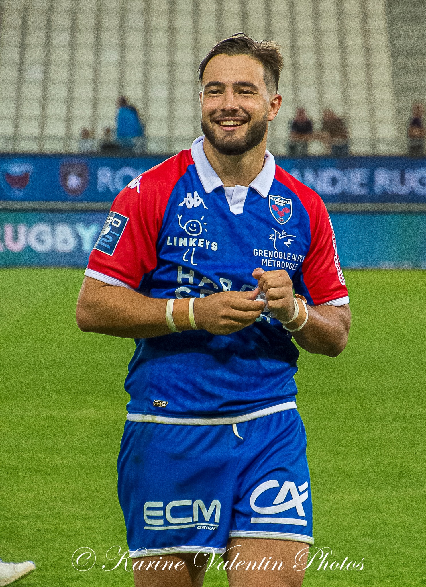 Romain TROUILLOUD -  FC Grenoble Rugby - AS Béziers Hérault - Rugby - FC GRENOBLE RUGBY (19) VS (15) AS BÉZIERS HÉRAULT (#FCGvsASBHaou2022) Photo by: Karine Valentin | Siuxy Sports 2022-08-26
