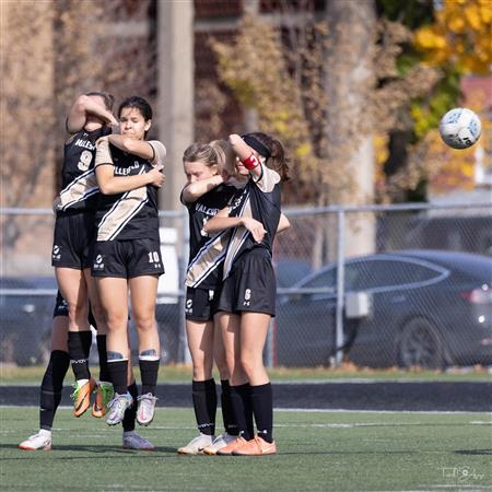 RSEQ - Soccer Fém - Noir et Or vs Aigles
