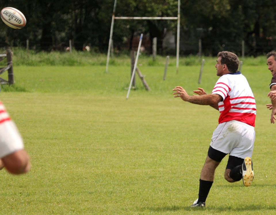  Areco Rugby Club - Centro Naval - RugbyV - Areco vs RON XV (Centro Naval) - Primer Encuentro de Veteranos en Areco con Vaquillona c/ Cuero 2014 (#ArecoVsRONXV2014) Photo by: Luis Robredo | Siuxy Sports 2014-10-18
