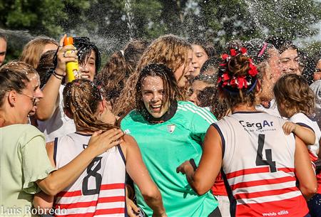 Festejos campeonato 2021 de Hockey - Asociación de Hockey del Oeste