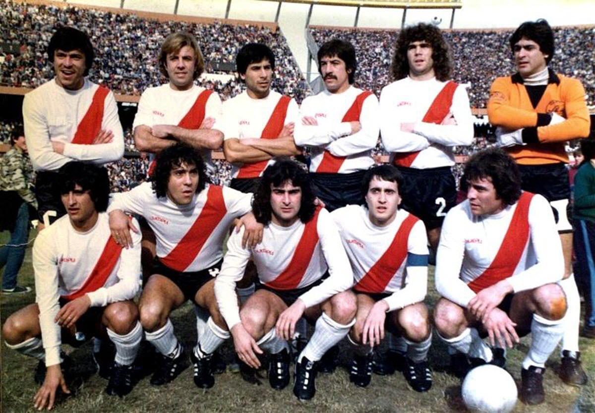 Norberto ALONSO - Pablo Agustín COMELLES - Ramon DIAZ - Ubaldo Matildo FILLOL - Juan Carlos HEREDIA - Hugo IERVASI - Mario KEMPES - Hector LOPEZ - Reinaldo MERLO - Daniel Alberto PASSARELLA - Alberto TARANTINI -  Club Atlético River Plate -  - Soccer - Equipo de 1981 () Photo by:  | Siuxy Sports 1981-06-01