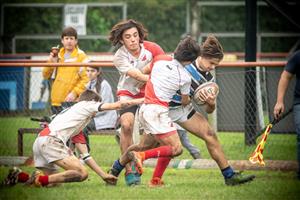 Uno contra tres