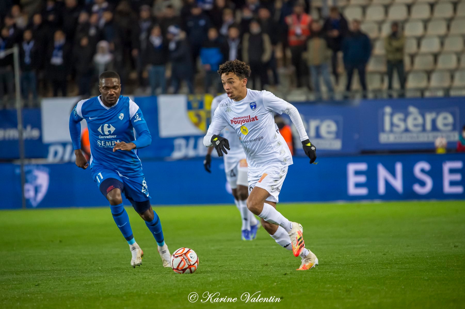  Grenoble Foot 38 - Chamois Niortais FC - Soccer - Grenoble Foot 38 vs Chamois Niortais FC (#GF38vsNiort2022) Photo by: Karine Valentin | Siuxy Sports 2022-02-15