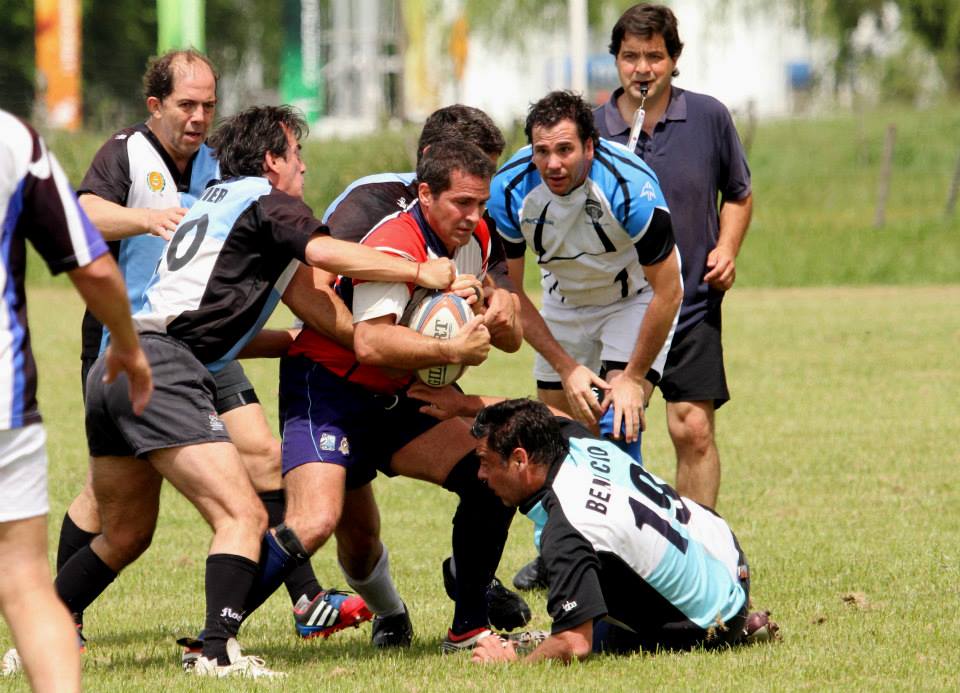  Cambalache XV - Centro Naval - RugbyV - Cambalache XV vs RON XV (Centro Naval) - Primer Enc. Veteranos en Areco con Vaquillona c/Cuero 2014 (#CambalacheXVvsRONXV2014) Photo by: Luis Robredo | Siuxy Sports 2014-10-18