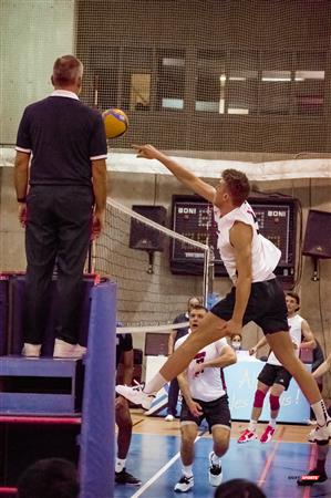 Université de Montréal (3) vs University of New Brunswick (0)