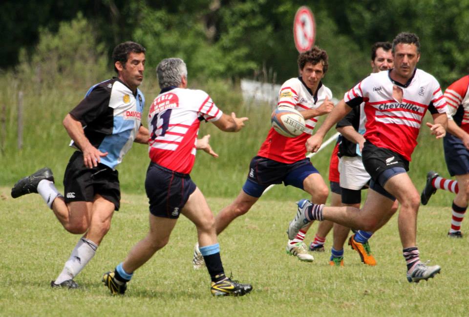  Areco Rugby Club - Centro Naval - RugbyV - Areco vs RON XV (Centro Naval) - Primer Encuentro de Veteranos en Areco con Vaquillona c/ Cuero 2014 (#ArecoVsRONXV2014) Photo by: Luis Robredo | Siuxy Sports 2014-10-18