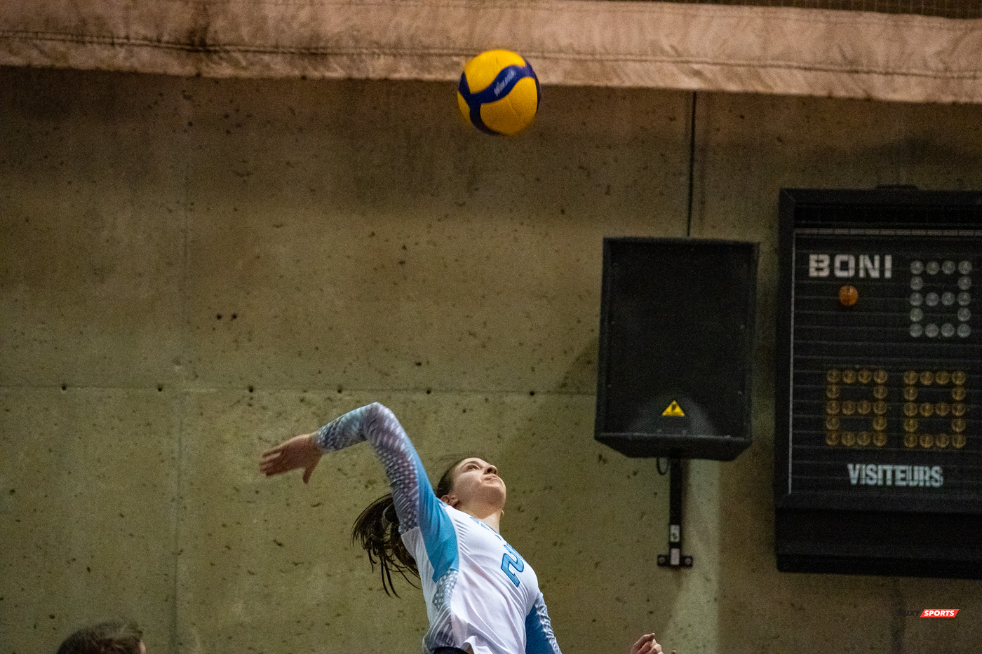 Sabrina MAYER -  Université de Montréal - Université du Québec à Montréal - Volleyball - Université de Montréal vs Université du Québec à Montréal - Volleyball Fém (#CrbnsVsCtdns2022VollF) Photo by:  | Siuxy Sports 2022-02-26