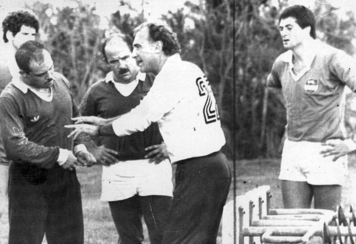 Jorge ALLEN - Diego CASH - Fernando MOREL - Hector SILVA - Gabriel TRAVAGLINI -   -  - Rugby - Pochola entrenador () Photo by:  | Siuxy Sports 1981-05-01