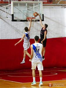 Ramos Mejia Lawn Tennis Club Vs Hebraica Basquet 2021