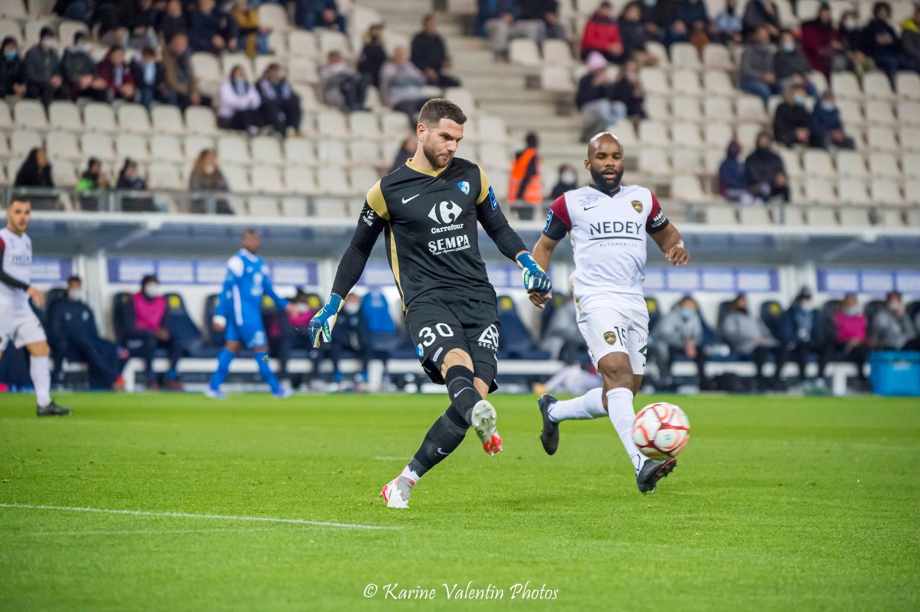 Esteban SALLES -  Grenoble Foot 38 - FC Sochaux-Montbéliard - Soccer - Grenoble Vs Sochaux (#GF38vsFCSM2022) Photo by: Karine Valentin | Siuxy Sports 2022-02-12