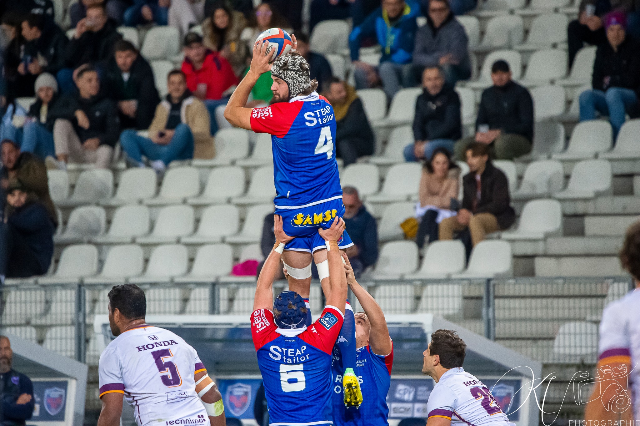  FC Grenoble Rugby - Soyaux Angoulême - Rugby - FC Grenoble (24) VS (18) Soyaux Angoulême (2022) (#FCGvsSA2022R11) Photo by: Karine Valentin | Siuxy Sports 2022-11-18