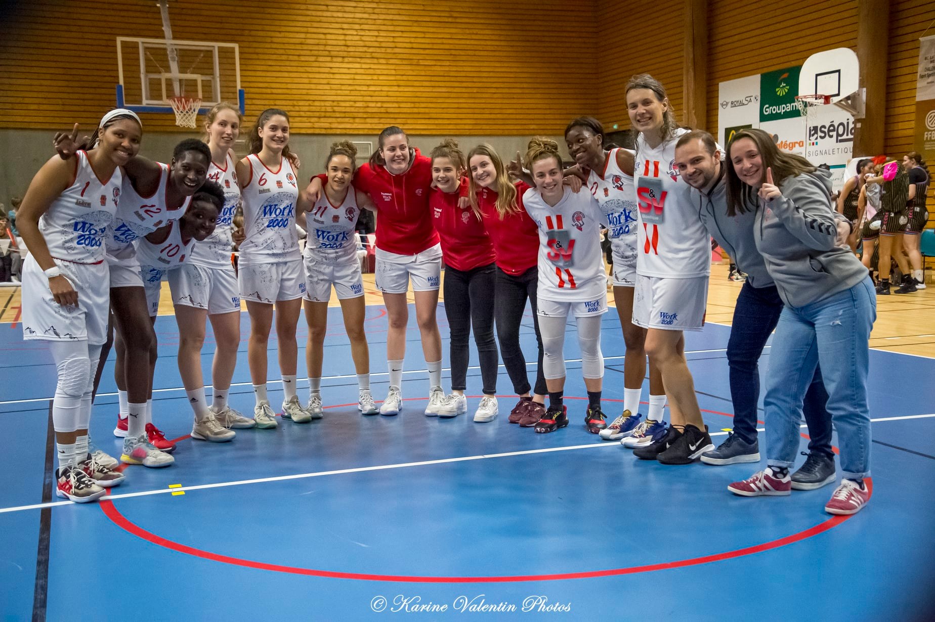 Tilise BOISSERON - Clerine CHORON - Camille CIRGUE - Henda KOITA - Maeva LAVOREL - Batey MORGAN - Lucia NAVAS CASTROS - Anna Sara NGO NDJOCK - Aurore PAUTOU - Romane REVEL -  BC Tronche Meylan - Champagne Basket - Basketball - BCTM (73) vs (65) Reims - Basketball Fém. (#FFBB22BCTMREIMSa) Photo by: Karine Valentin | Siuxy Sports 2022-04-02
