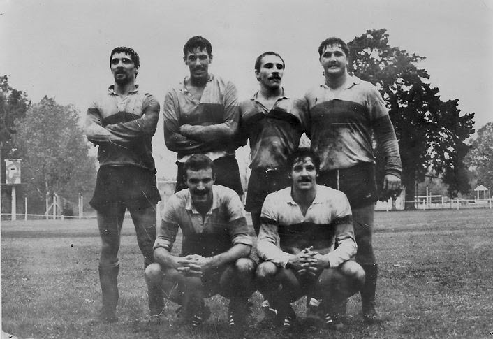 Bernardo FERNANDEZ - Gustavo FERNANDEZ - Juan Bautista ORDOÑEZ - Pablo ORDOÑEZ - Eduardo WILKINSON - Gabriel WILKINSON -  Los Cedros -  - Rugby - 6 hermanos en primera () Photo by:  | Siuxy Sports 1985-05-05