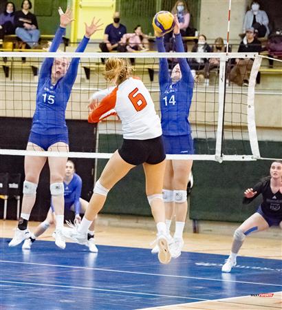Université de Montréal vs Université du Québec à Trois Rivières - Volleyball Fém