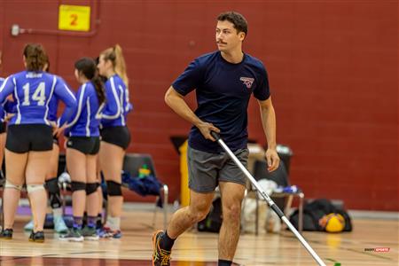 RSEQ - Volley Fém (D2) - ETS (2) vs (3) UQAR - Reel E (Candid shots)
