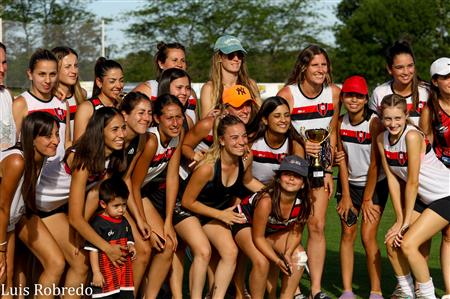 Festejos campeonato 2021 de Hockey - Asociación de Hockey del Oeste