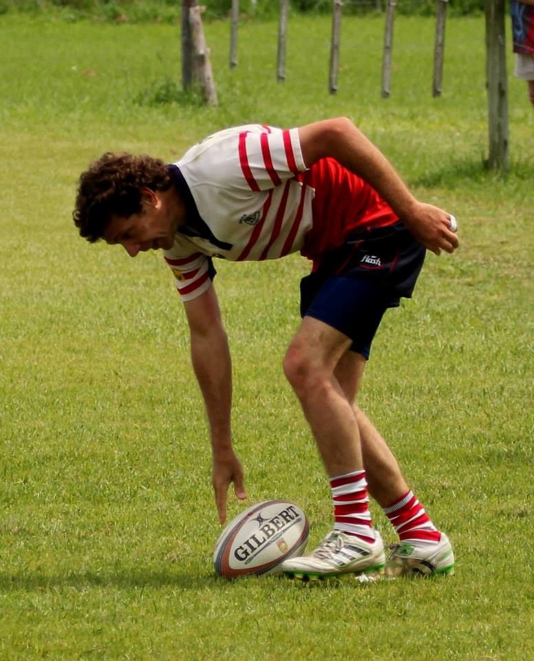  Areco Rugby Club - Centro Naval - RugbyV - Areco vs RON XV (Centro Naval) - Primer Encuentro de Veteranos en Areco con Vaquillona c/ Cuero 2014 (#ArecoVsRONXV2014) Photo by: Luis Robredo | Siuxy Sports 2014-10-18