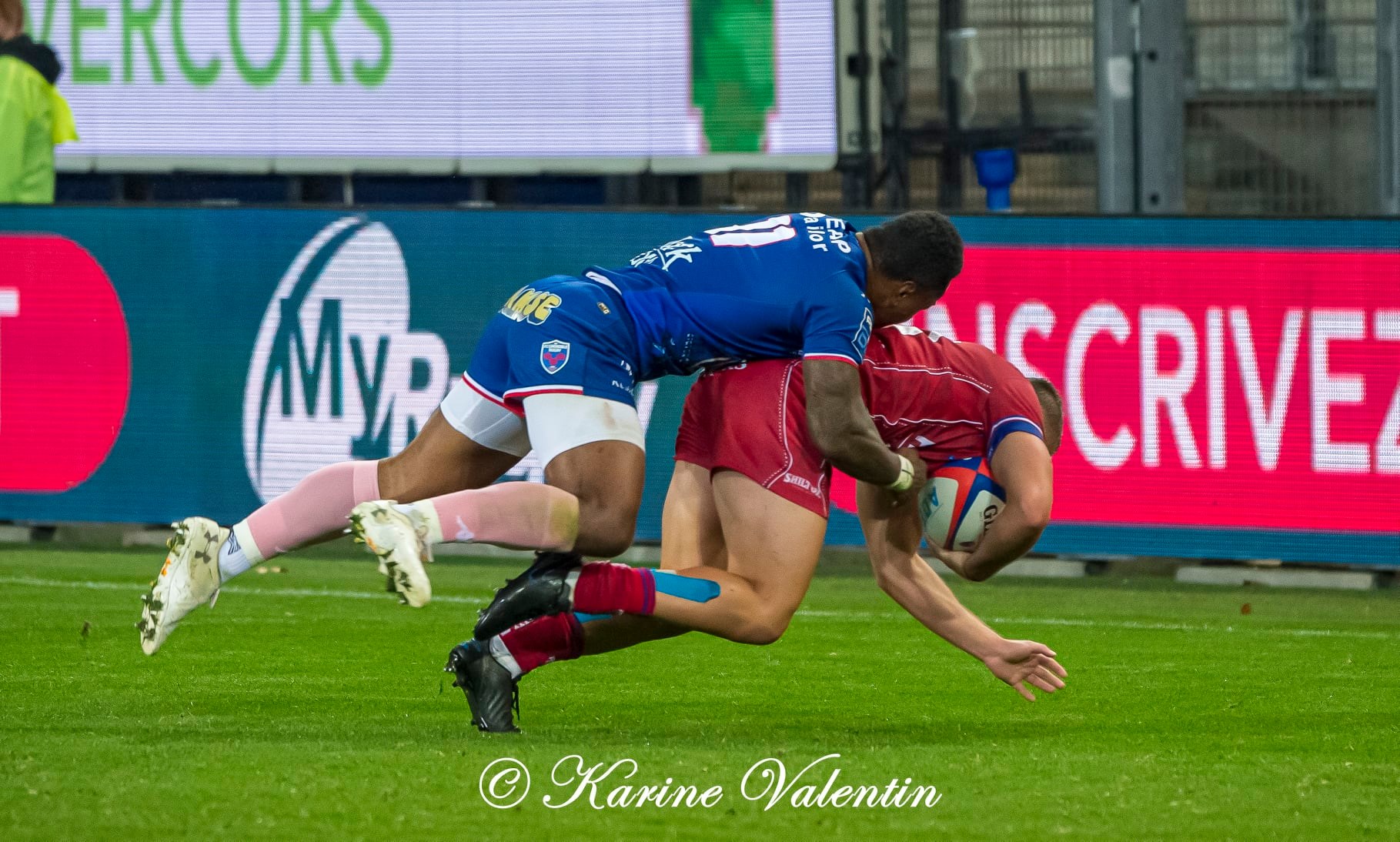  FC Grenoble Rugby - AS Béziers Hérault - Rugby - FC Grenoble Rugby vs. AS Béziers Hérault (#FCGvsASBHoct2021) Photo by: Karine Valentin | Siuxy Sports 2021-10-15