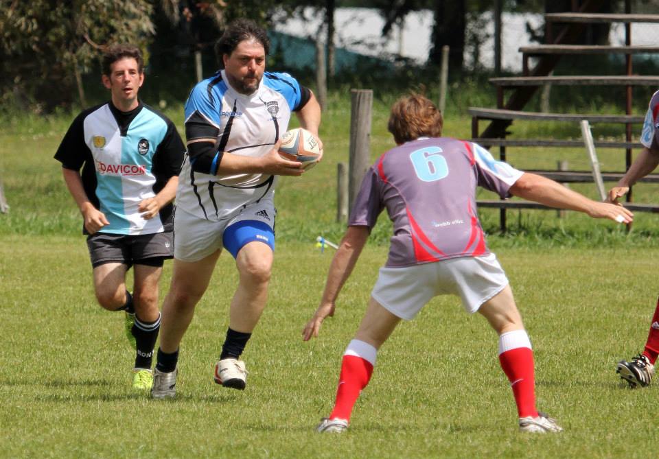  Areco Rugby Club - Cambalache XV - RugbyV - Areco vs Cambalache XV - Primer Encuentro de Veteranos en Areco con Vaquillona con Cuero 2014 (#ArecoVsCambalacheXV2014) Photo by: Luis Robredo | Siuxy Sports 2014-10-18