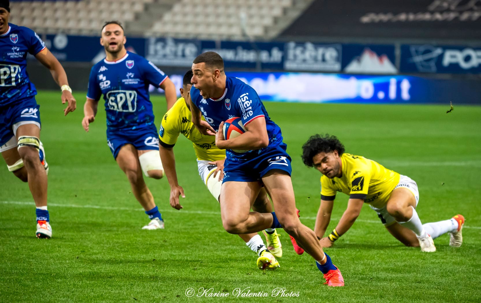 Karim QADIRI -  FC Grenoble Rugby - US Carcassonne - Rugby - Grenoble (28) vs (23) Carcassonne (#FCGRvsUSC2022) Photo by: Karine Valentin | Siuxy Sports 2022-04-22