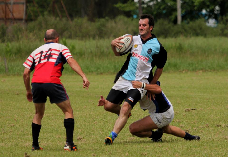  Areco Rugby Club - Centro Naval - RugbyV - Areco vs RON XV (Centro Naval) - Primer Encuentro de Veteranos en Areco con Vaquillona c/ Cuero 2014 (#ArecoVsRONXV2014) Photo by: Luis Robredo | Siuxy Sports 2014-10-18