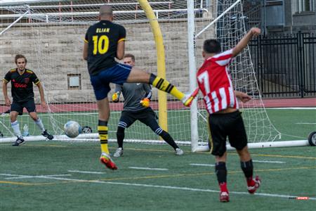 FCBG vs Atlético de Montréal FC - Final Corporate Soccer - Reel A1 - 1st half